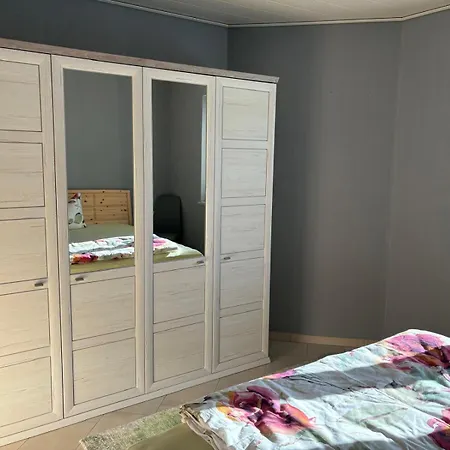 度假居 Casa Vesielach - Mit Ueberdachtem Pool Am Klopeinersee-turnersee-suedkaernten 圣卡荐