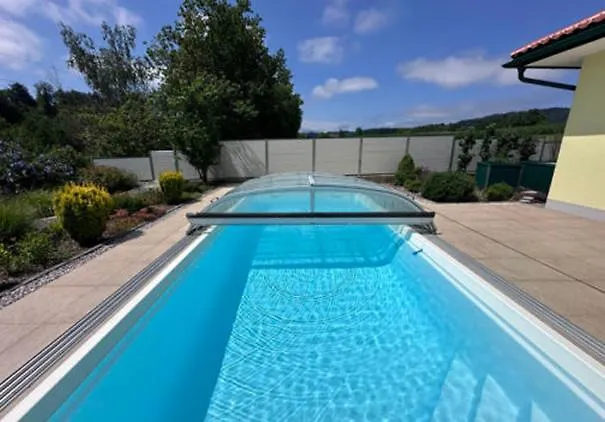 別荘 Casa Vesielach - Mit Ueberdachtem Pool Am Klopeinersee-turnersee-suedkaernten